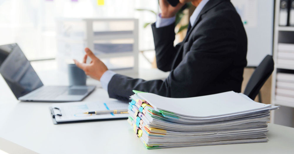 dossier-sur-bureau